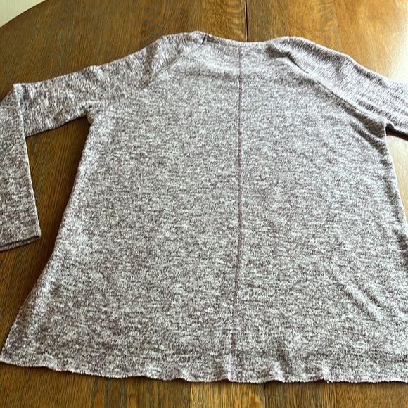 American Eagle Soft and Sexy Plush Size Small Scoop Neck Long Sleeves Raw Hem - Picture 11 of 12
